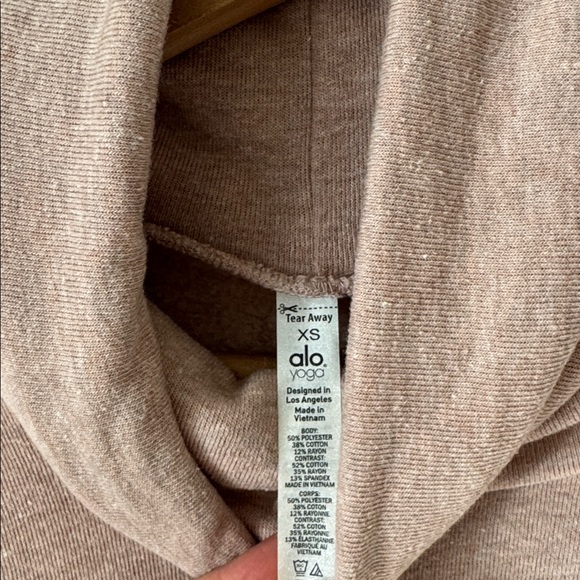 Alo XS Haze Long Sleeve Top Yoga Cover Up in Pink - Picture 4 of 9